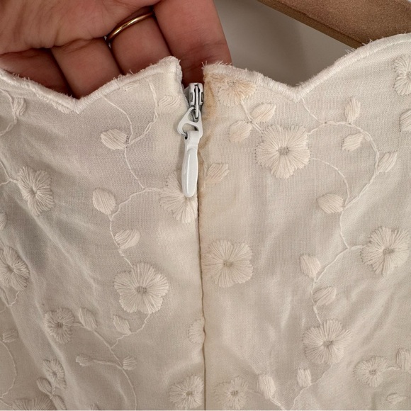 New! House of CB Sophina Embroidered Plunge Neck Bustier Dress Small Plus Cup - Picture 12 of 16